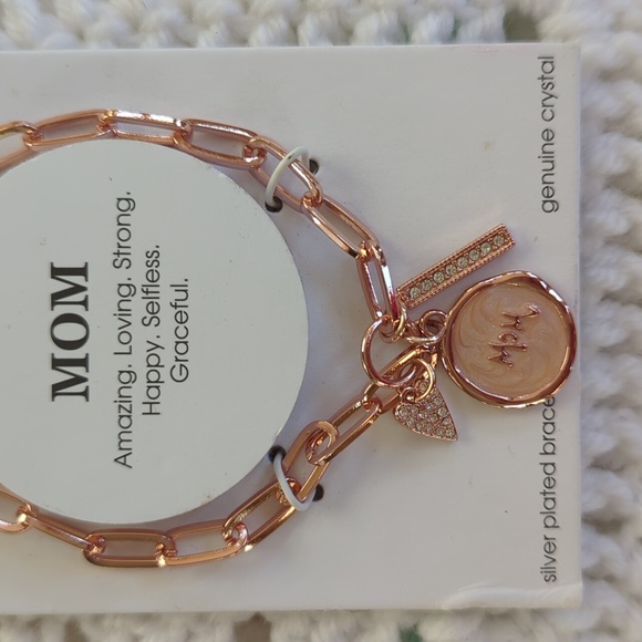 NWT Unwritten Rose Gold Tone Silver "MOM" Crystal Heart Charm Link Bracelet - Picture 4 of 10